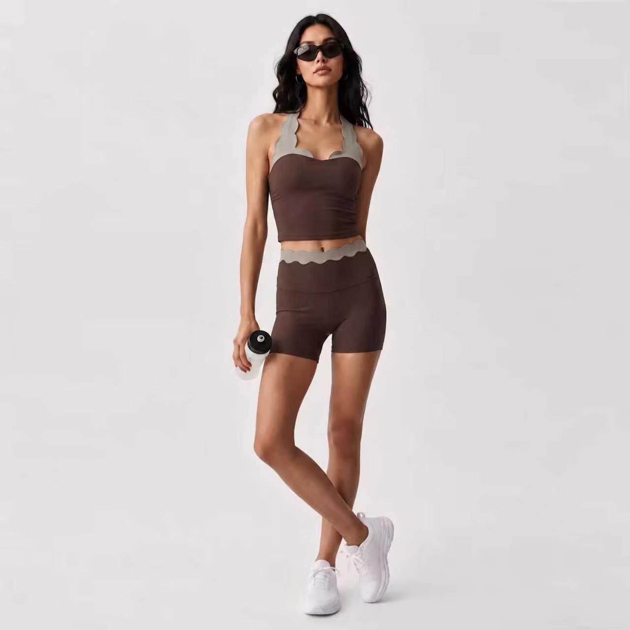 طقم يوغا نسائي من قطعتين: حمال - مراجعة Yoga Fitness Leggings وسعره