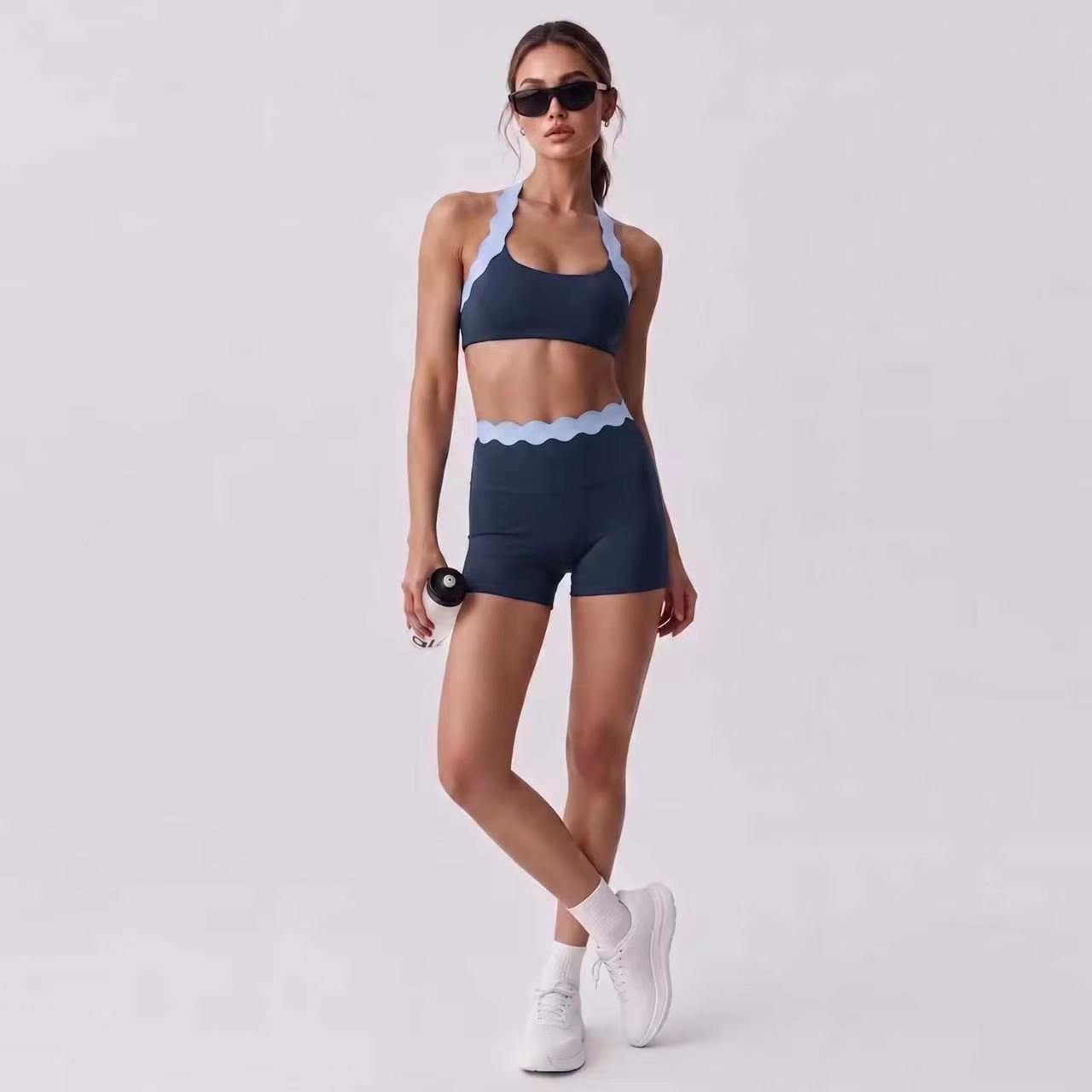 طقم يوغا نسائي من قطعتين: حمال - مراجعة Yoga Fitness Leggings وسعره