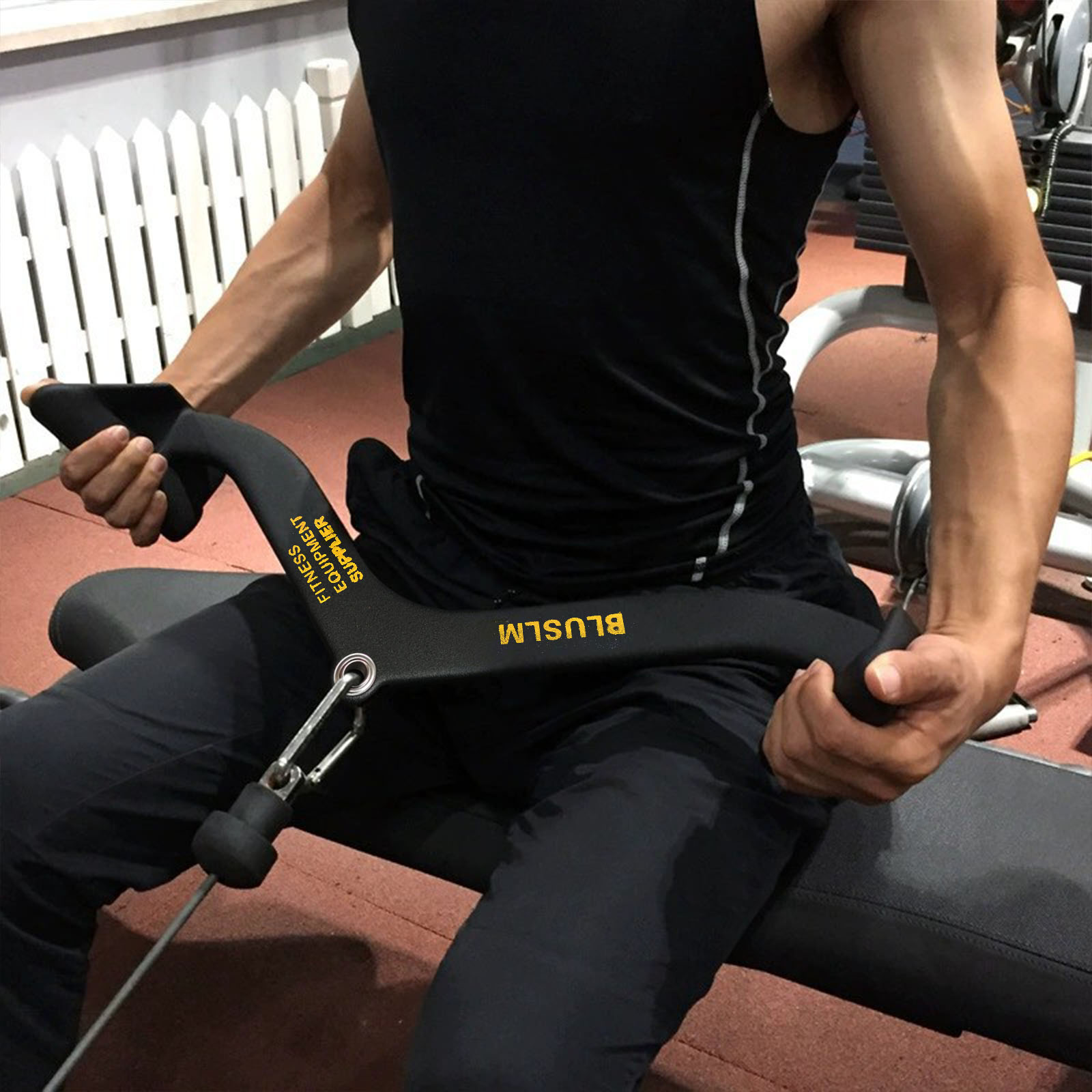 المنزل الصالة الرياضية اللياقة - مراجعة Lat Pulldown Bar وسعره